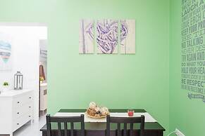 Sunny Urban Apt. Historic District - Sol