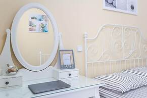 Sunny Urban Apt. Historic District - Sol