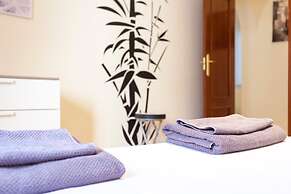 Cozy Urban Apt. Historic District - Sol