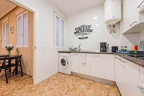 Delightful Apt. Historic District - Sol