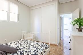 Stunning Urban Apt. Historic District - Sol