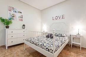 Stunning Urban Apt. Historic District - Sol