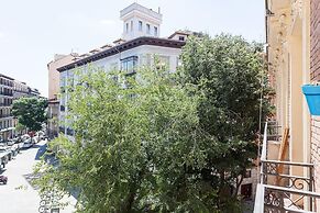 Stunning Urban Apt. Historic District - Sol