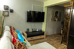 Topaz Apartment Villas-Pool Side Piton v