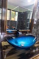 Topaz Apartment Villas-Pool Side Piton v