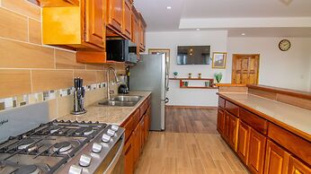 Tropical Palace Hotel