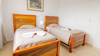 Tropical Palace Hotel