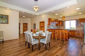 Tropical Palace Hotel