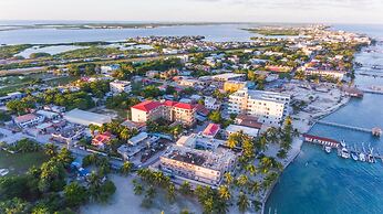 Tropical Palace Hotel