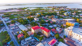 Tropical Palace Hotel