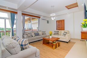 Tropical Palace Hotel