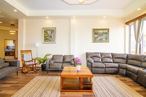 Tropical Palace Hotel