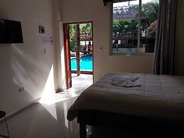 Tropical Palace Hotel