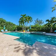 Serenity Cottage in Anna Maria