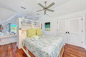 Serenity Cottage in Anna Maria