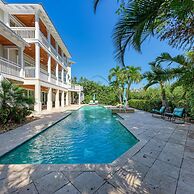 Serenity Cottage in Anna Maria