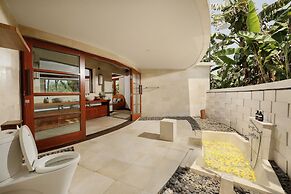 Villa Leona by Nakula