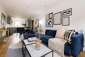 The Walworth Hideout - Elegant 2bdr Flat