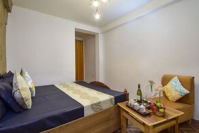 Hotel Hadimba Manali By YB Hotels