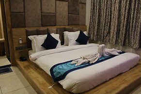 Clarks Collection Somnath