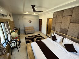 Clarks Collection Somnath