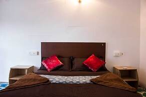 Cafe Del Mar Cottages And Rooms