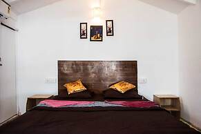 Cafe Del Mar Cottages And Rooms