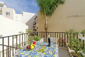 Villa Swieqi with shared rooms 4