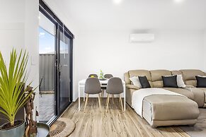 Perth Airport Hideaway