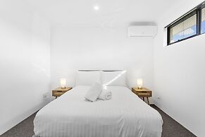 Perth Airport Hideaway