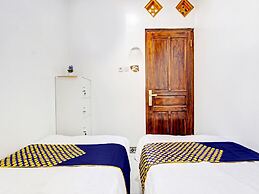 SPOT ON 93317 Wisma Ratu Syariah