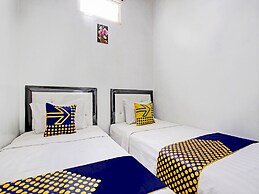 SPOT ON 93317 Wisma Ratu Syariah