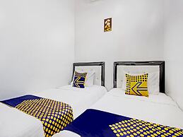 SPOT ON 93317 Wisma Ratu Syariah