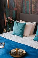 Privilege Suites - LoftAffair Collection