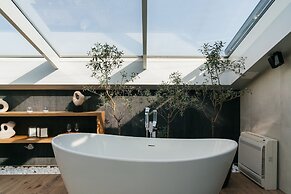 Privilege Suites - LoftAffair Collection