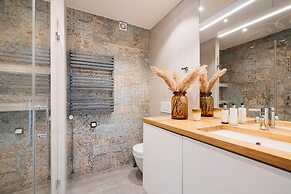 Privilege Suites - LoftAffair Collection