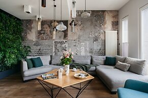 Privilege Suites - LoftAffair Collection