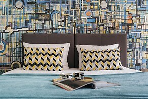 Privilege Suites - LoftAffair Collection