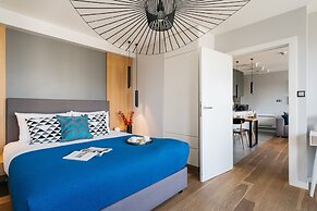 Privilege Suites - LoftAffair Collection