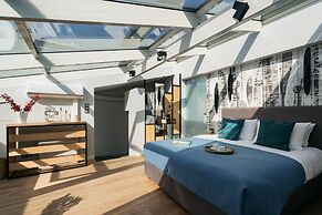 Privilege Suites - LoftAffair Collection