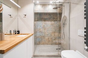 Privilege Suites - LoftAffair Collection