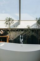 Privilege Suites - LoftAffair Collection