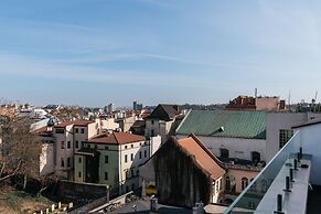 Privilege Suites - LoftAffair Collection