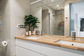 Privilege Suites - LoftAffair Collection