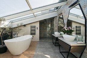 Privilege Suites - LoftAffair Collection