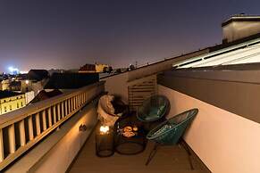 Privilege Suites - LoftAffair Collection