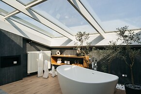 Privilege Suites - LoftAffair Collection