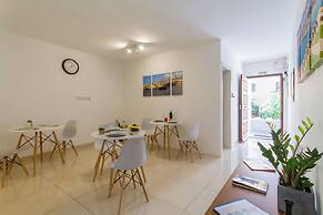 Villa Swieqi with shared room nb3