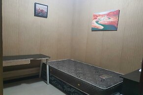 OYO 93319 MUMU HOMESTAYNearCarnival Park Surabaya