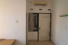 OYO 93319 MUMU HOMESTAYNearCarnival Park Surabaya